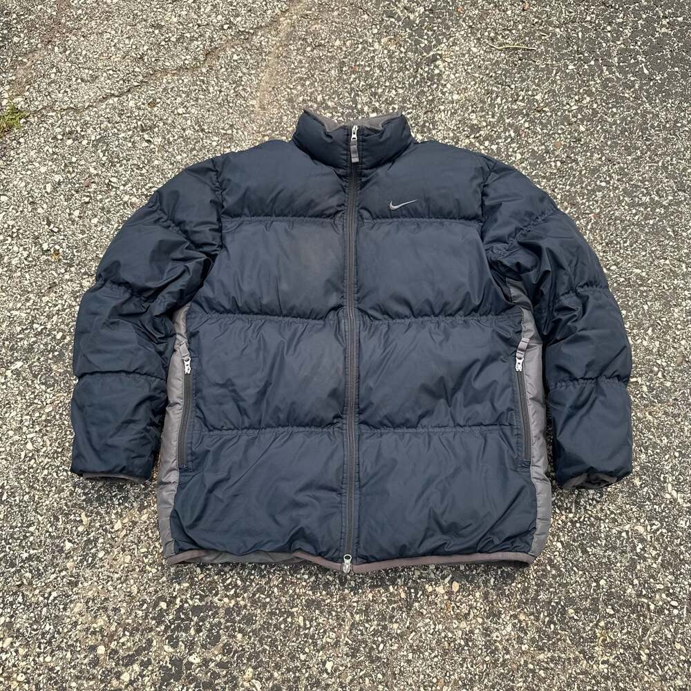 Nike Men's Puffer Jacket with Swoosh Logo